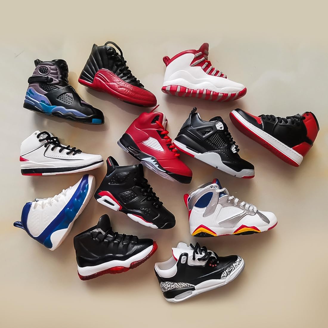 3D Sports Shoe Wall Clock – Decorative Sneaker Clock for Gift Giving